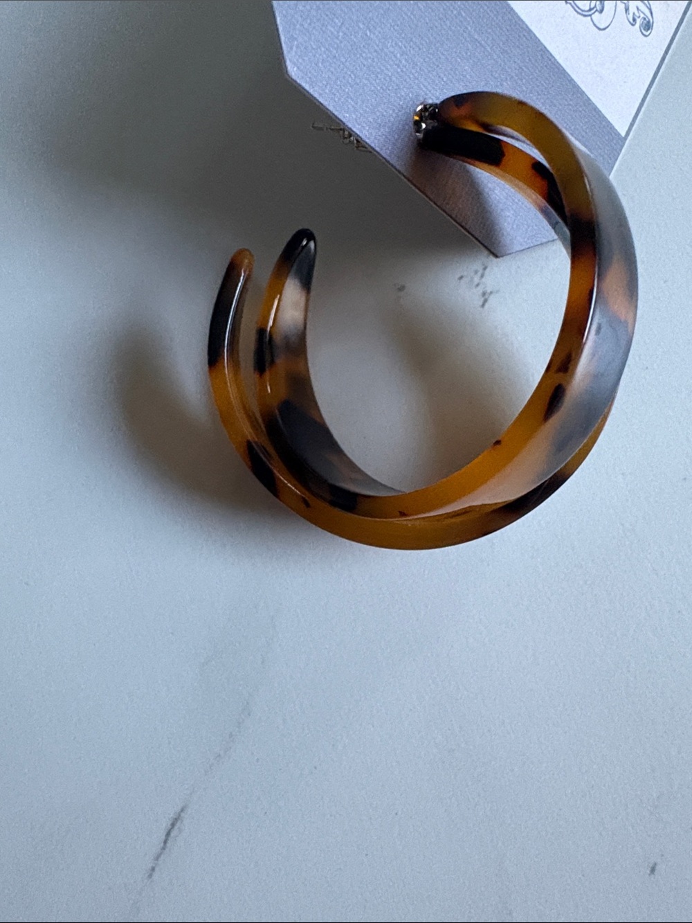 NWOT Tortoiseshell Resin Cuff Hoop Earring - Brown Black